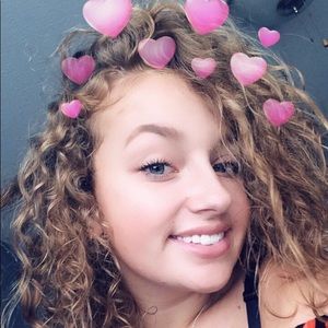 Meet your Posher, Bailey